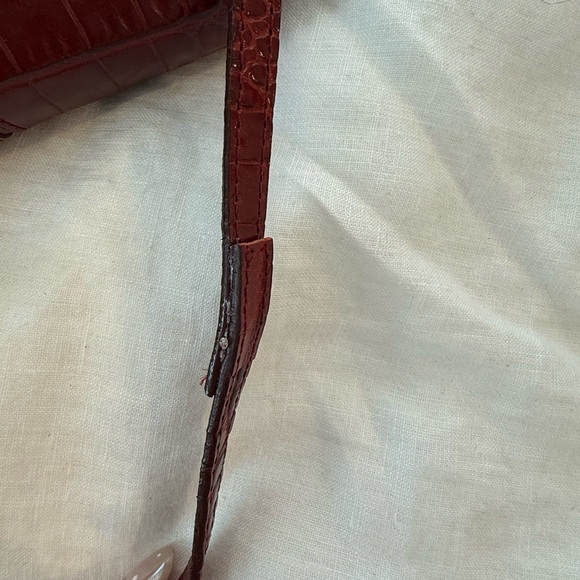 Brighton Burgundy Tri-Fold Crossbody Wallet Purse – Heart Mirror - Picture 10 of 11